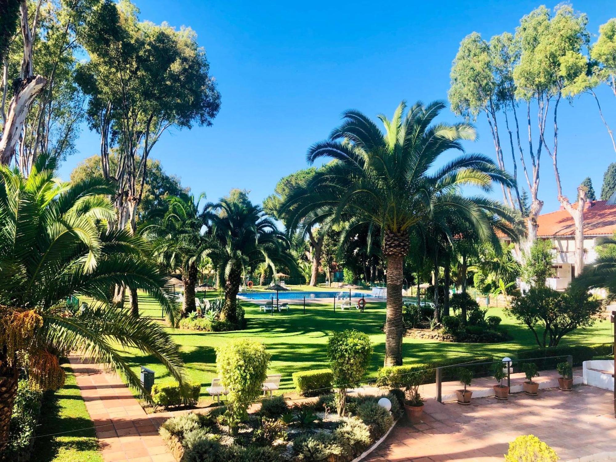 Puerto Banus Crystal Suite Марбелья Екстер'єр фото