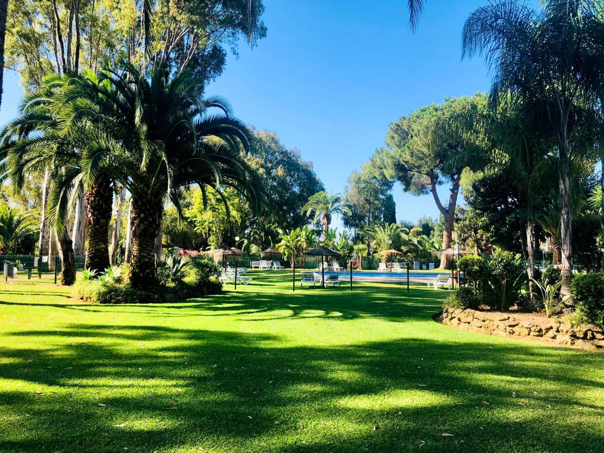 Puerto Banus Crystal Suite Марбелья Екстер'єр фото