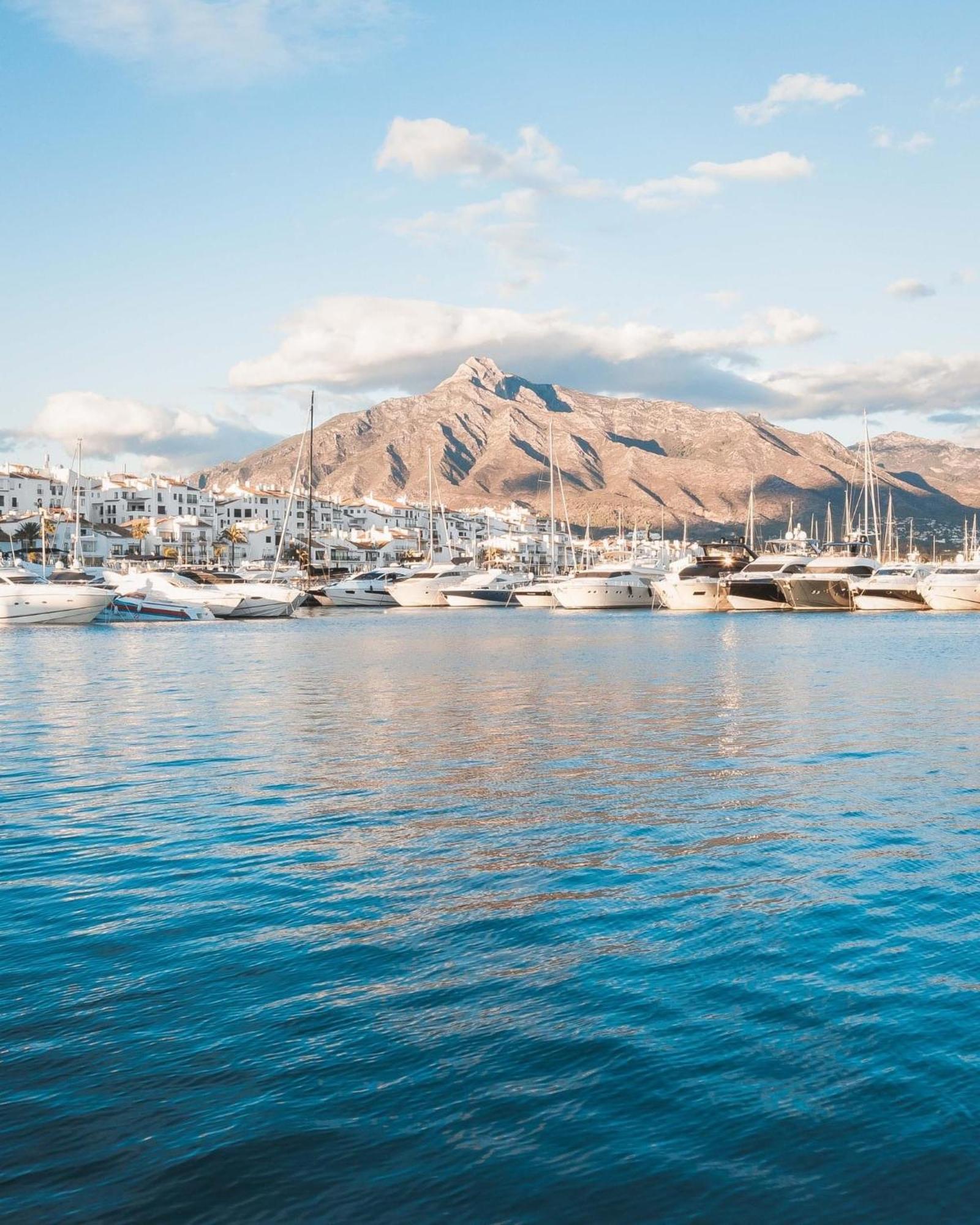 Puerto Banus Crystal Suite Марбелья Екстер'єр фото