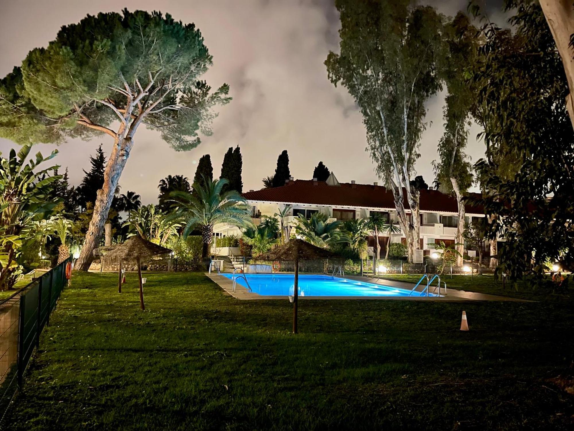 Puerto Banus Crystal Suite Марбелья Екстер'єр фото