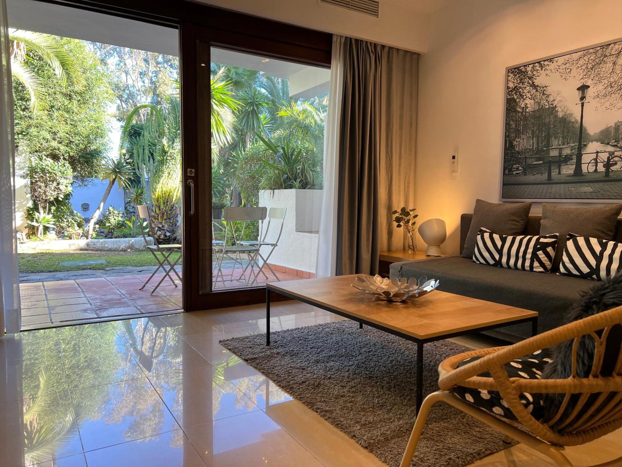 Puerto Banus Crystal Suite Марбелья Екстер'єр фото